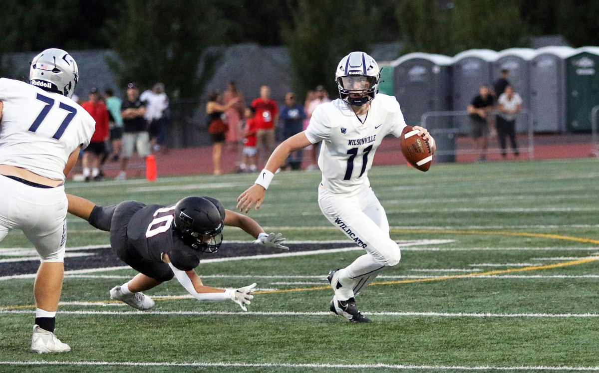 a Tualatin Wilsonville football Oregon September 15 2023 Dan Brood 30